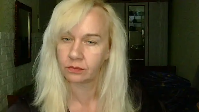 Ravelynni online show from July 2026 01:56:02 PM