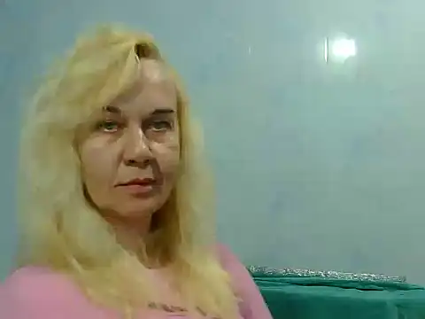Ravelynni online show from June 2026 08:15:02 PM