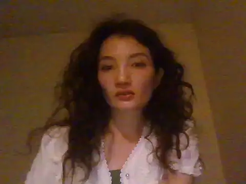 Snapshot of Calenyagi chatting on June 2026 03:29:01 PM Calenyagi online show from June 2026 03:29:01 PM
