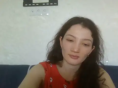 Snapshot of Calenyagi chatting on July 2026 07:09:01 AM Calenyagi online show from July 2026 07:09:01 AM