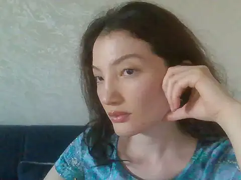 Snapshot of Calenyagi chatting on July 2026 02:16:01 PM Calenyagi online show from July 2026 02:16:01 PM