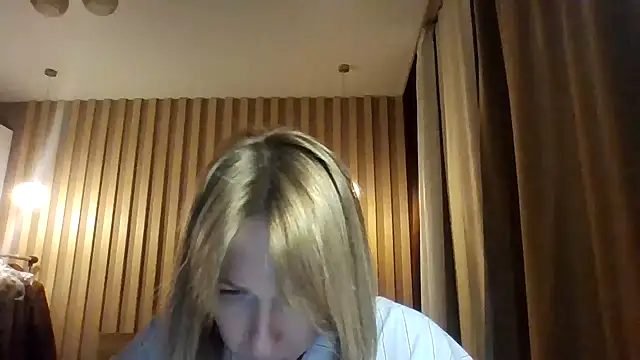 Deloriada online show from July 2026 06:58:01 PM