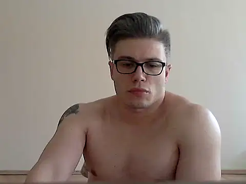 Snapshot of thuglife26 chatting on July 2026 01:45:01 PM thuglife26 online show from July 2026 01:45:01 PM
