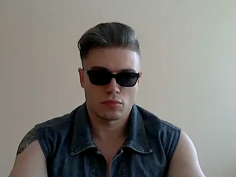 Snapshot of thuglife26 chatting on July 2026 12:00:02 PM thuglife26 online show from July 2026 12:00:02 PM