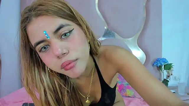 Lia petiteht online show from July 2026 01:22:01 PM