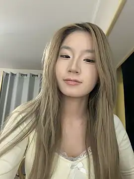 Snapshot of Uugirl00 chatting on June 2026 02:34:01 PM Uugirl00 online show from June 2026 02:34:01 PM
