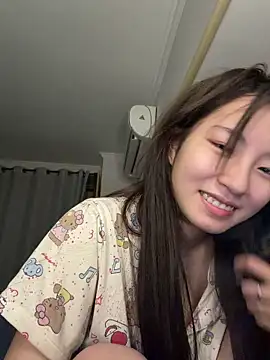 Snapshot of Uugirl00 chatting on July 2026 04:14:02 PM Uugirl00 online show from July 2026 04:14:02 PM