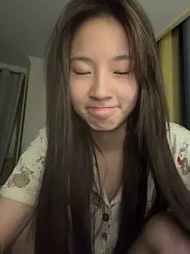 Snapshot of Uugirl00 chatting on July 2026 03:40:02 PM Uugirl00 online show from July 2026 03:40:02 PM