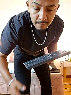 BrunoSilva  online show from July 2026 12:11:01 PM
