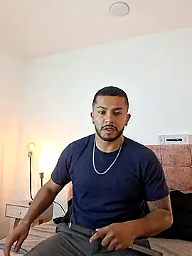 BrunoSilva  online show from August 2026 03:32:01 PM