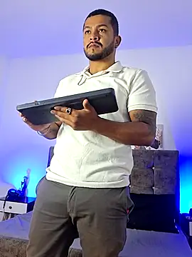 BrunoSilva  online show from July 2026 12:00:01 PM