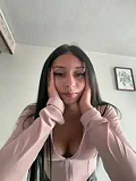 LilacNoir online show from July 2026 04:50:02 PM