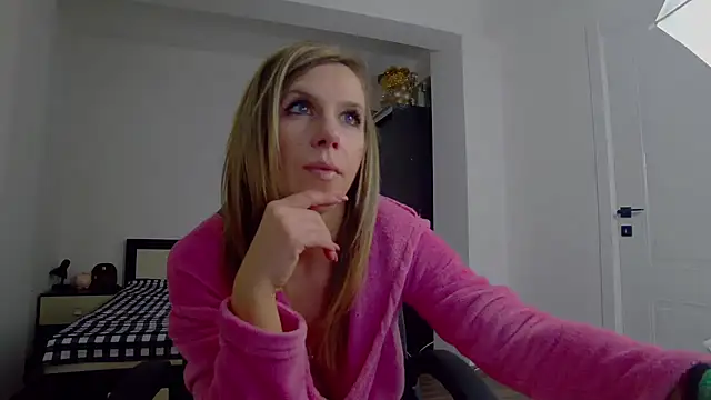 DedeSibel online show from February 2026 05:21:02 PM