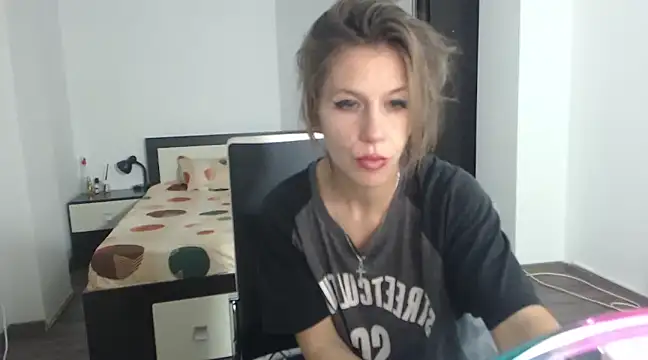 DedeSibel online show from March 2025 07:14:02 PM