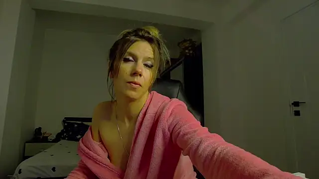 DedeSibel online show from April 2026 04:02:02 PM