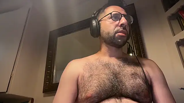 bulldog2069 online show from August 2026 03:56:01 AM