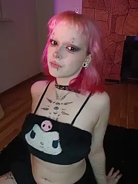 Snapshot of meow_nicole chatting on June 2026 05:44:01 PM meow nicole online show from June 2026 05:44:01 PM