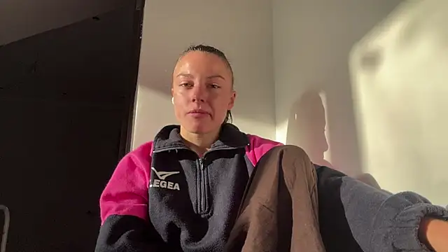 Monicaqte online show from July 2026 04:20:01 AM
