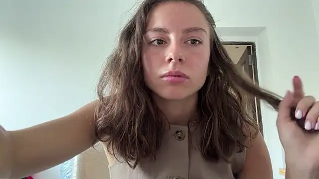 Monicaqte online show from August 2026 04:35:02 PM