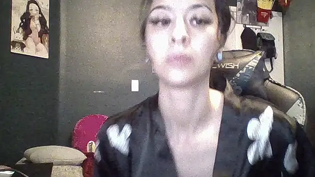Snapshot of Toxiicbeauty69 chatting on June 2026 06:32:02 AM Toxiicbeauty69 online show from June 2026 06:32:02 AM