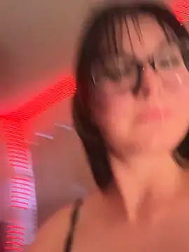 LaceyEllison online show from June 2026 10:15:02 PM