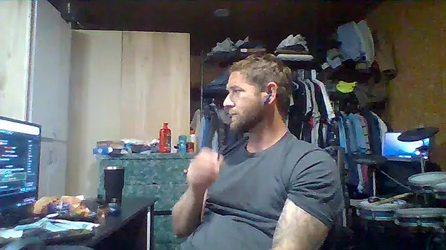 Snapshot of midwestkinkster580 chatting on July 2026 06:47:02 AM midwestkinkster580 online show from July 2026 06:47:02 AM