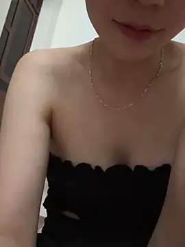 Aria Maya online show from July 2026 01:07:02 PM