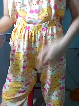 Snapshot of cherry_chjan chatting on August 2026 03:26:01 AM cherry chjan online show from August 2026 03:26:01 AM