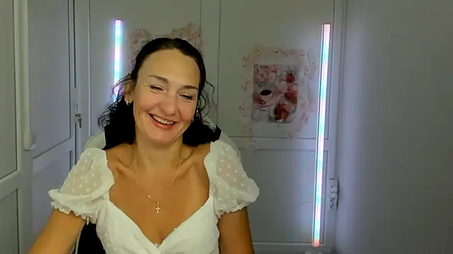 OliviaKateee online show from June 2026 06:11:01 AM