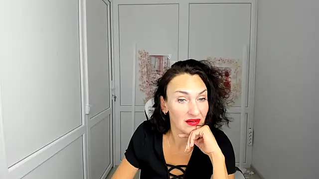 OliviaKateee online show from July 2026 06:09:01 AM
