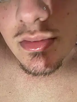 luisinnnnnn online show from July 2026 05:52:02 AM
