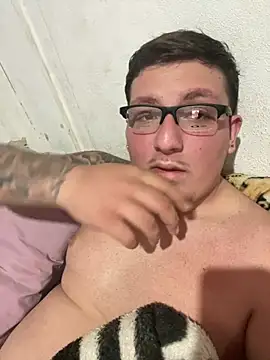 luisinnnnnn online show from July 2026 03:24:01 AM