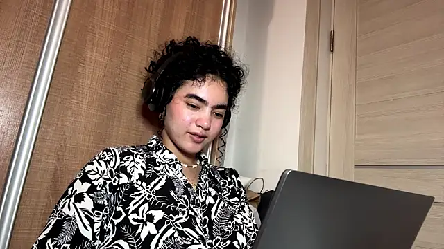 ChaeNeuendorf online show from June 2026 04:11:02 AM