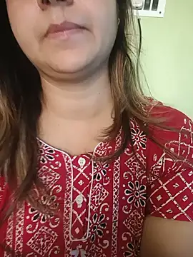 Snapshot of inaya_bhabhi69 chatting on June 2026 06:44:02 AM inaya bhabhi69 online show from June 2026 06:44:02 AM