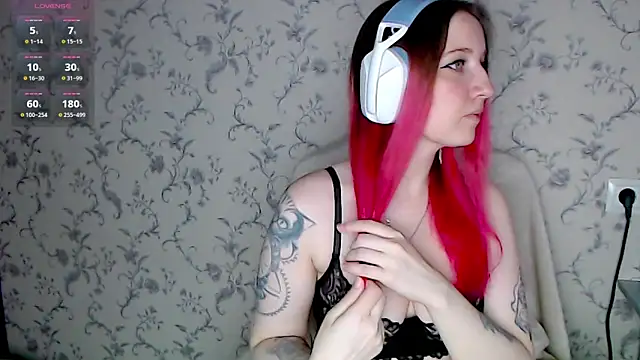 Snapshot of Tastycherrypie chatting on July 2026 07:05:01 AM Tastycherrypie online show from July 2026 07:05:01 AM