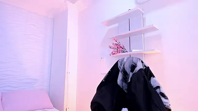 AylinLove  online show from August 2026 11:30:02 AM