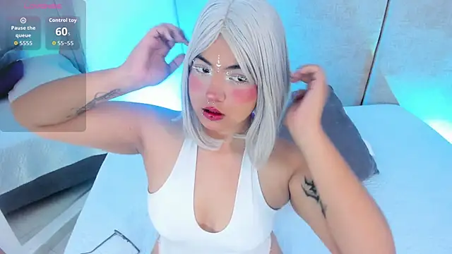   Izumii   online show from July 2026 12:34:01 PM