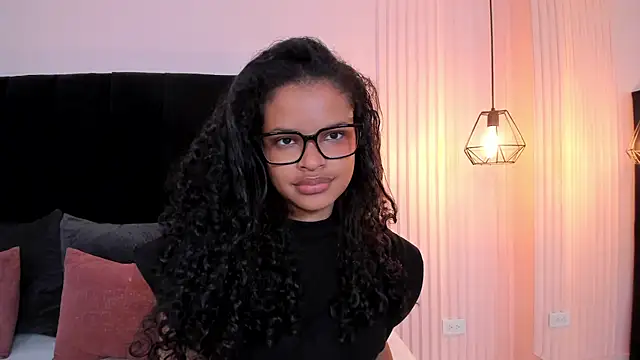 estefa rose online show from July 2026 05:49:02 PM