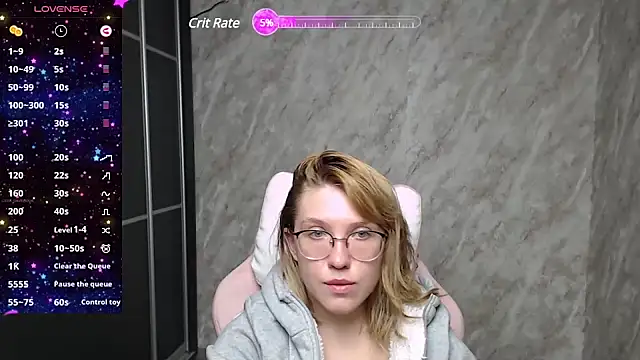 Reginasmilee online show from March 2025 01:26:02 PM