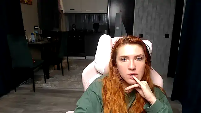 Reginasmilee online show from April 2026 06:30:01 AM