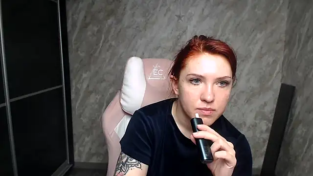 Reginasmilee online show from March 2026 02:27:02 AM