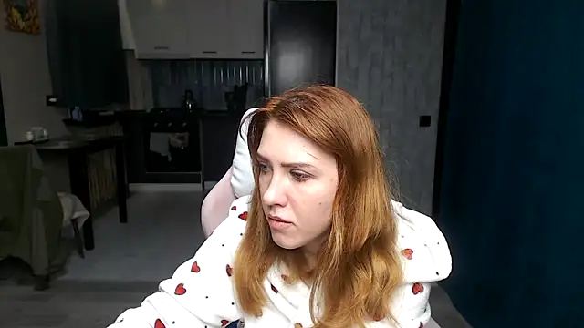 Reginasmilee online show from October 2025 12:22:02 AM