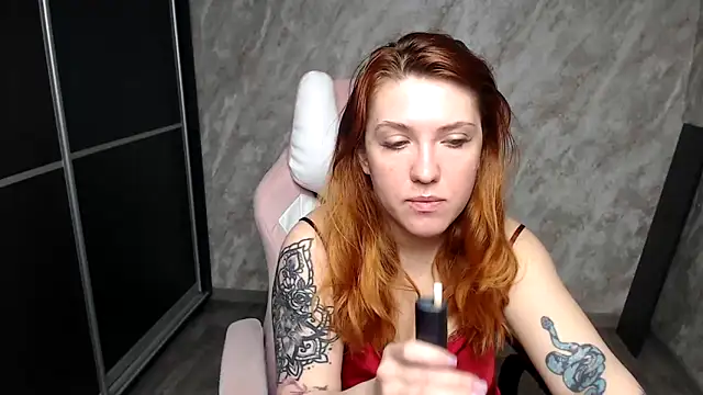 Reginasmilee online show from February 2026 04:45:02 AM