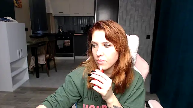 Reginasmilee online show from October 2025 04:14:01 AM