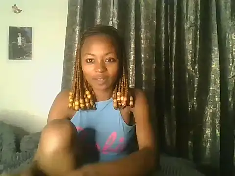 Prettyquueen online show from June 2026 07:01:01 PM