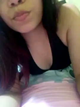 Snapshot of Ema_hony chatting on July 2026 12:21:01 AM Ema hony online show from July 2026 12:21:01 AM