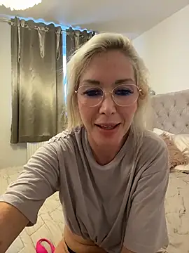 Cindy Stone official online show from June 2026 05:35:02 PM