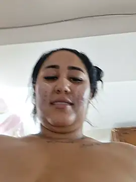 Valentina Tilly online show from August 2026 03:52:02 PM