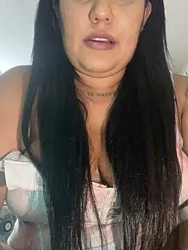 Valentina Tilly online show from July 2026 03:33:01 AM