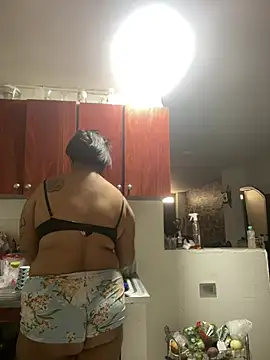 Valentina Tilly online show from July 2026 04:07:01 PM